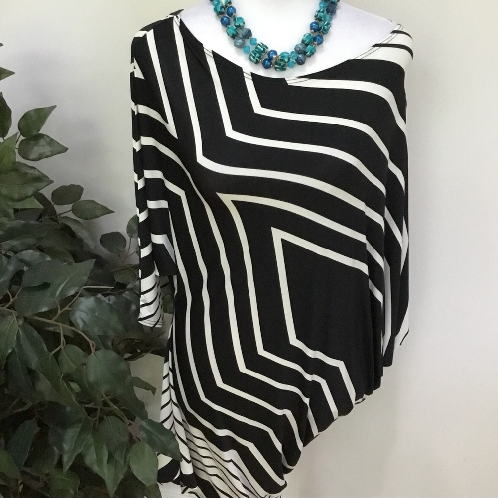 Kanvas asymmetrical top